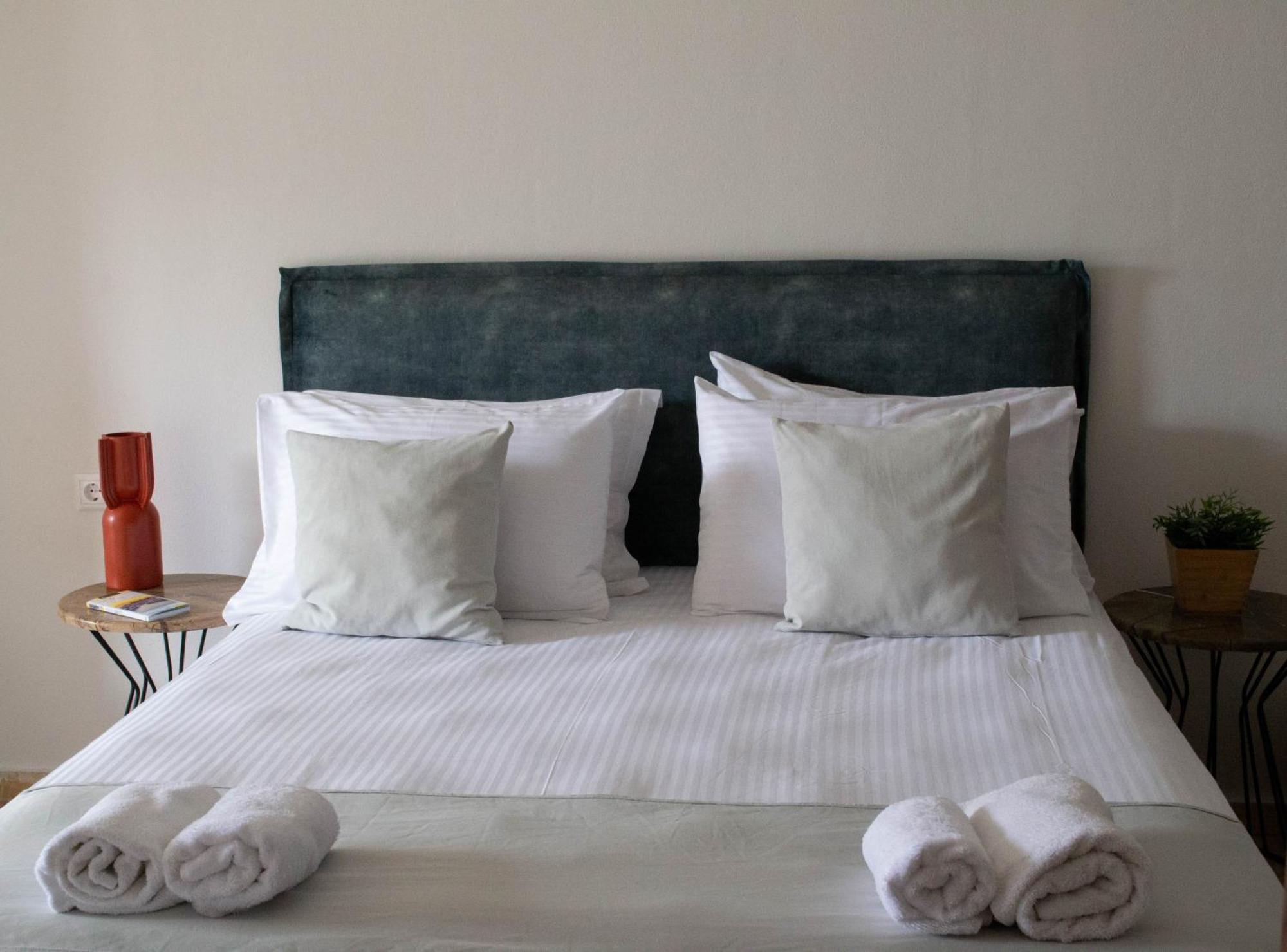 Oniropetra Luxury Suites Armakha Exteriör bild